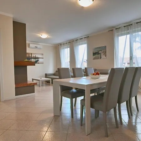 Exclusive Le Palme Villa *
