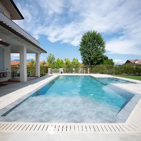 Exclusive Le Palme Villa